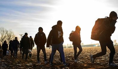 Afrikalılar: Kendileri kaçak, çocukları merdiven altı kreşlerde