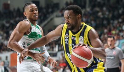 Fenerbahçe Beko, Bursaspor’un play-off hayalini bitirdi!