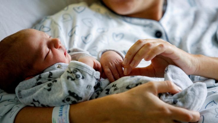 Türkiye’de doğum hızı tarihi dibi gördü