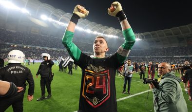 Fernando Muslera, Şenol Güneş’i tarihe gömdü: 7. şampiyonluk