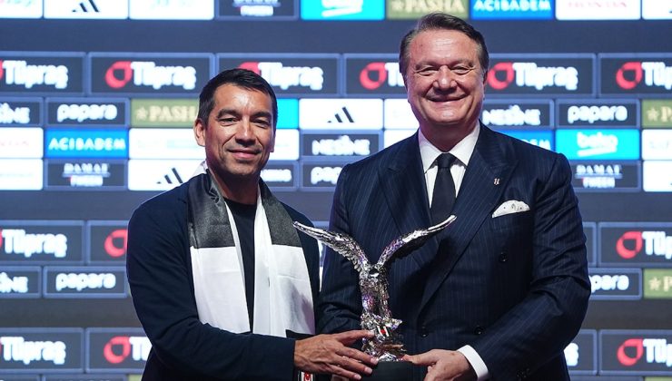 Giovanni van Bronckhorst, Beşiktaş ile sözleşme imzaladı: İlk sözleri