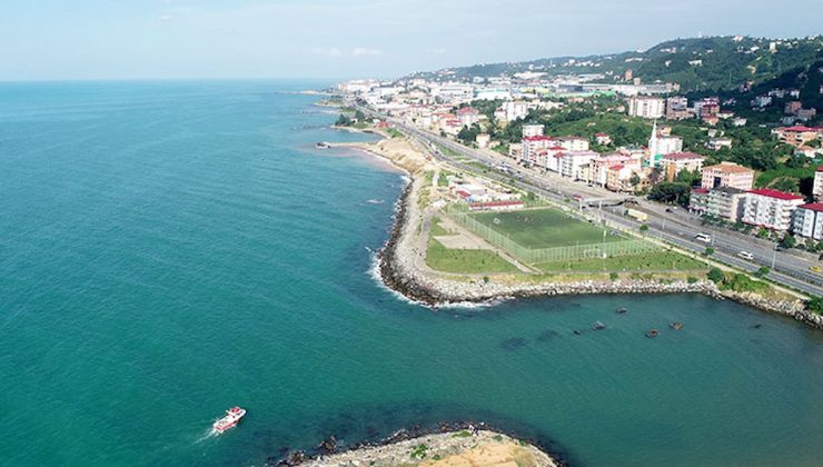 Prof. Dr. Osman Bektaş: Sürekli ısınan Karadeniz ölüyor