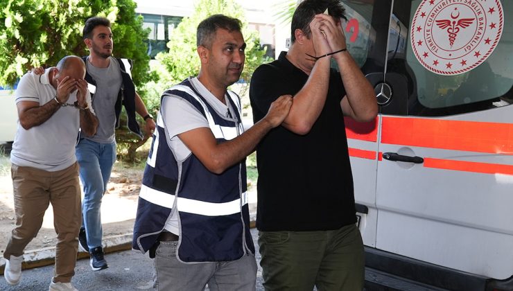 İzmir’de rüşvet operasyonu: 77 şüpheli adliyede